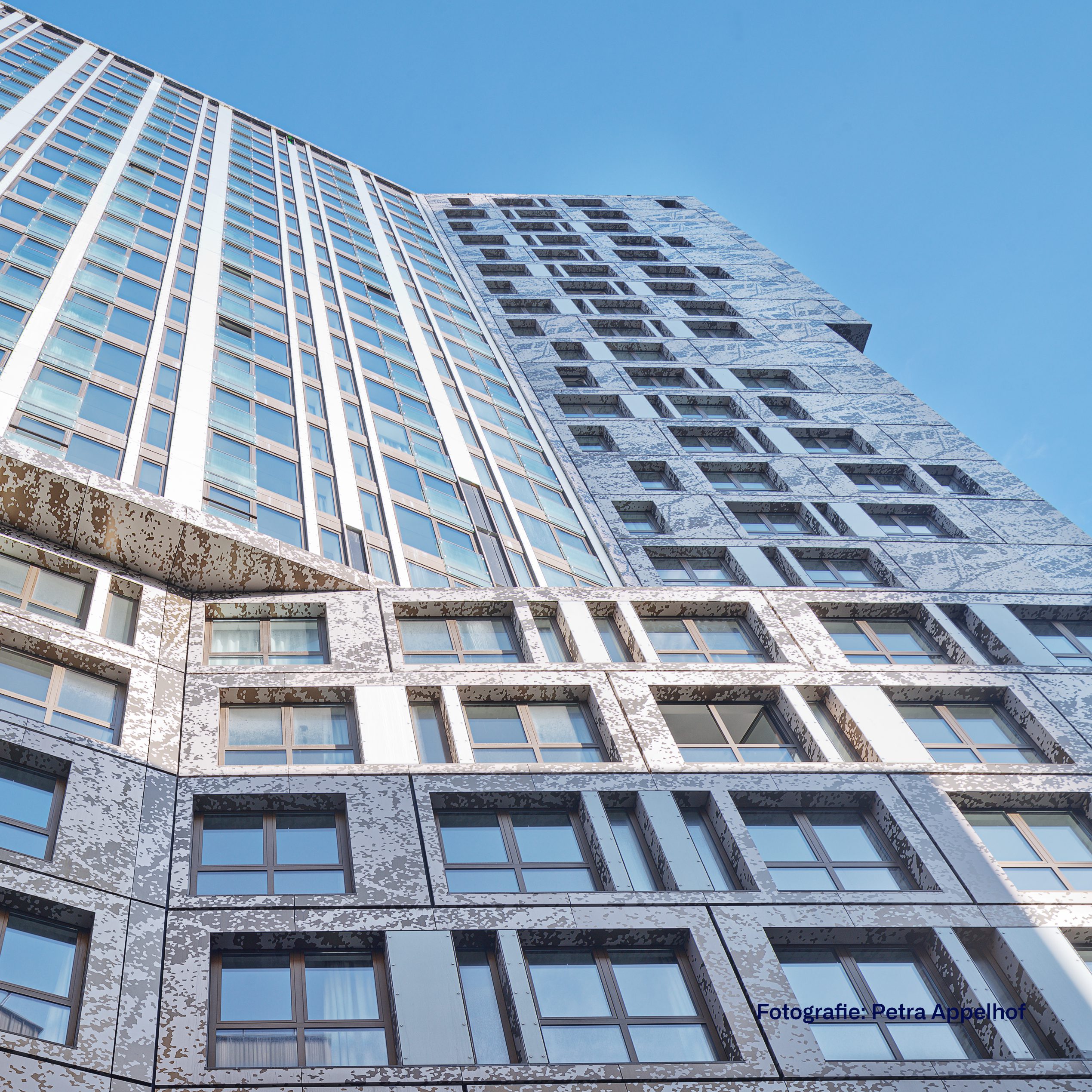 aluminium composiet gevelbekleding geanodiseerd alucobond op gebouw